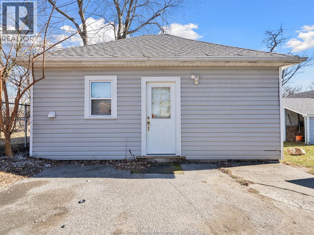 3329 Sandwich Street Property Photo 37