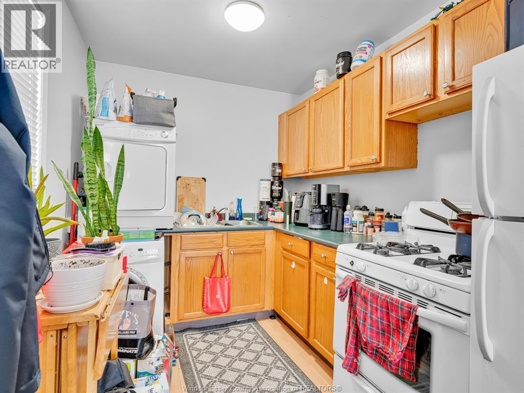 3329 Sandwich Street Property Photo 38