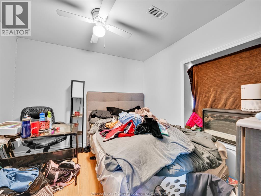3329 Sandwich Street Property Photo 42