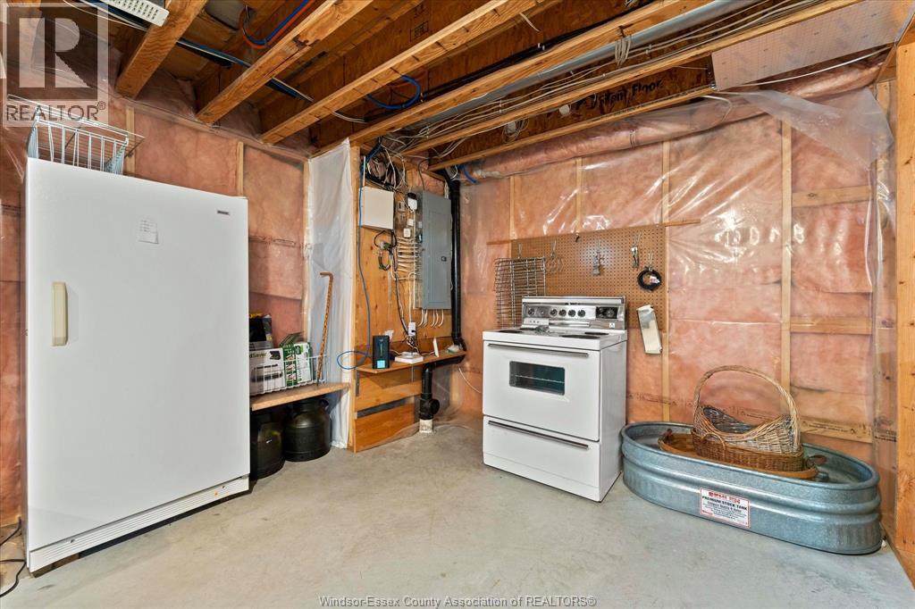 24 Sandy Lake Property Photo 25