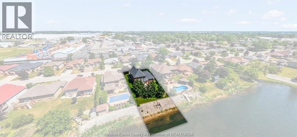 24 Sandy Lake Property Photo 41