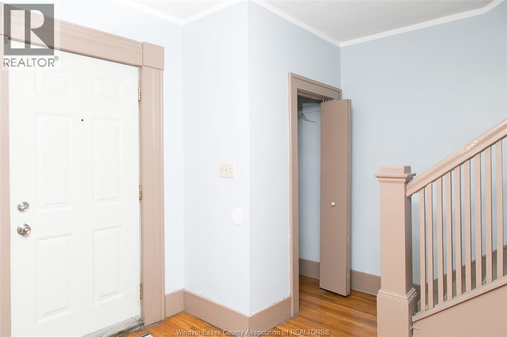 258 Detroit Property Photo 4