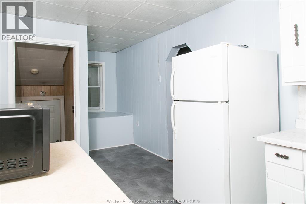 258 Detroit Property Photo 8