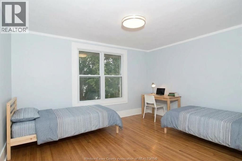 258 Detroit Property Photo 13