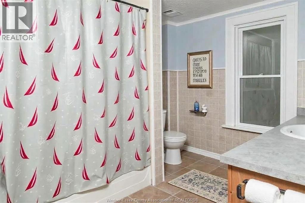 258 Detroit Property Photo 14