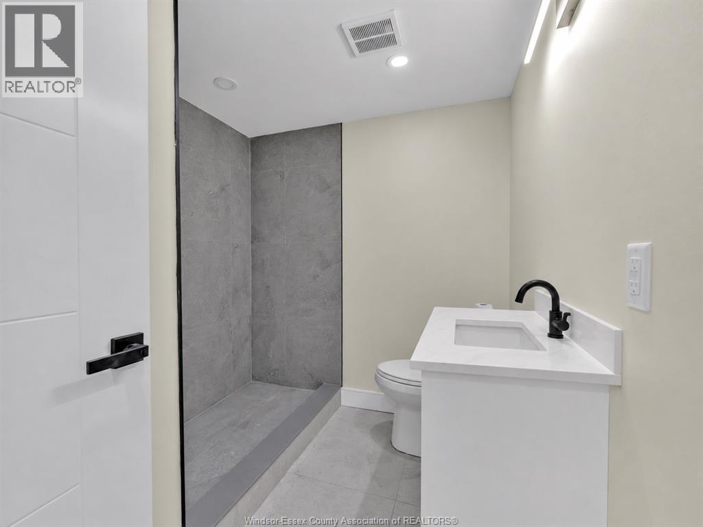 670 Cameron Unit# 101 Property Photo 5