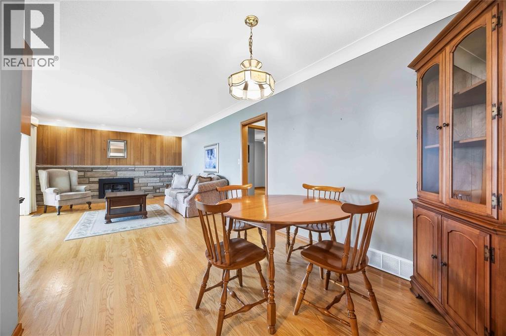 1436 St.clair Parkway Property Photo 11