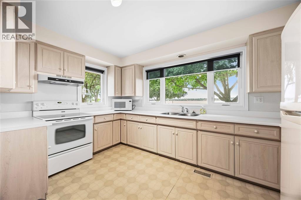 1436 St.clair Parkway Property Photo 13