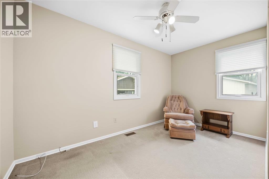 1436 St.clair Parkway Property Photo 18