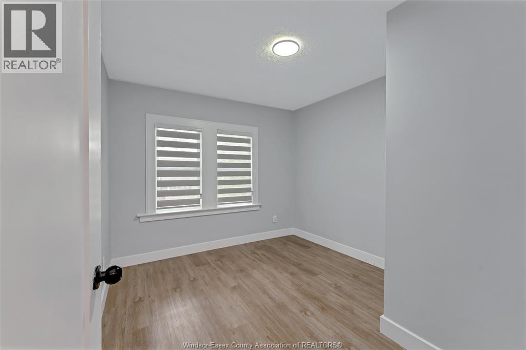 1516 Dougall Avenue Property Photo 11