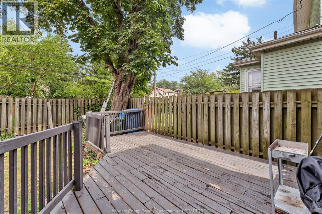 1516 Dougall Avenue Property Photo 19