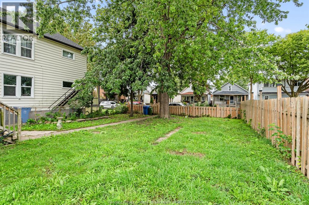 1016 Hickory Road Property Photo 2