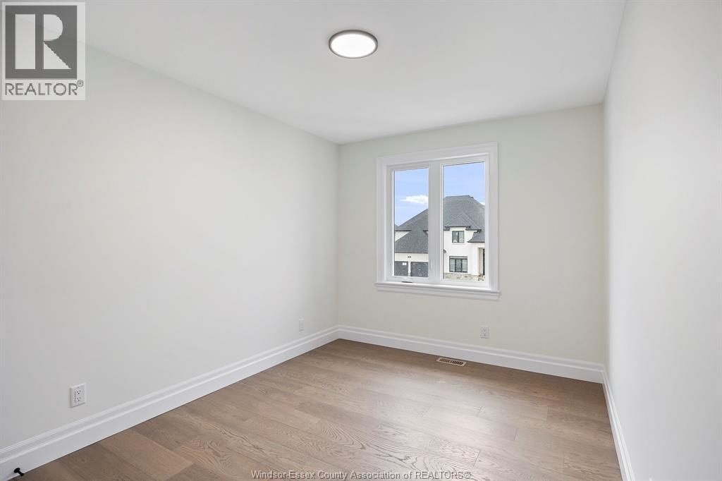 1223 Campana Crescent Property Photo 17