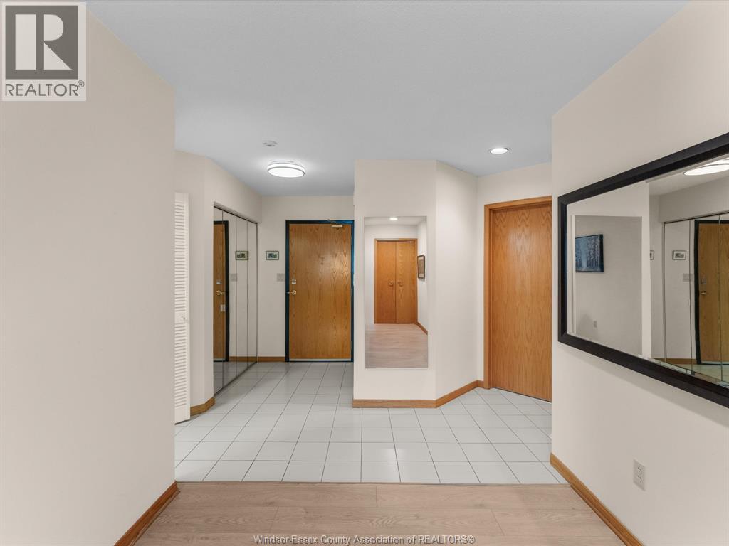5151 Riverside Drive East Unit# 905 Property Photo 4