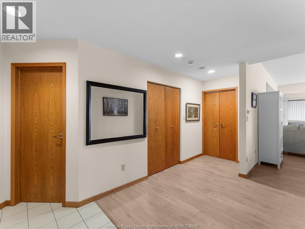 5151 Riverside Drive East Unit# 905 Property Photo 5