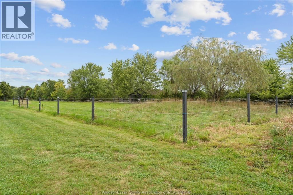 4913 4th Concession Rd E East Property Photo 42
