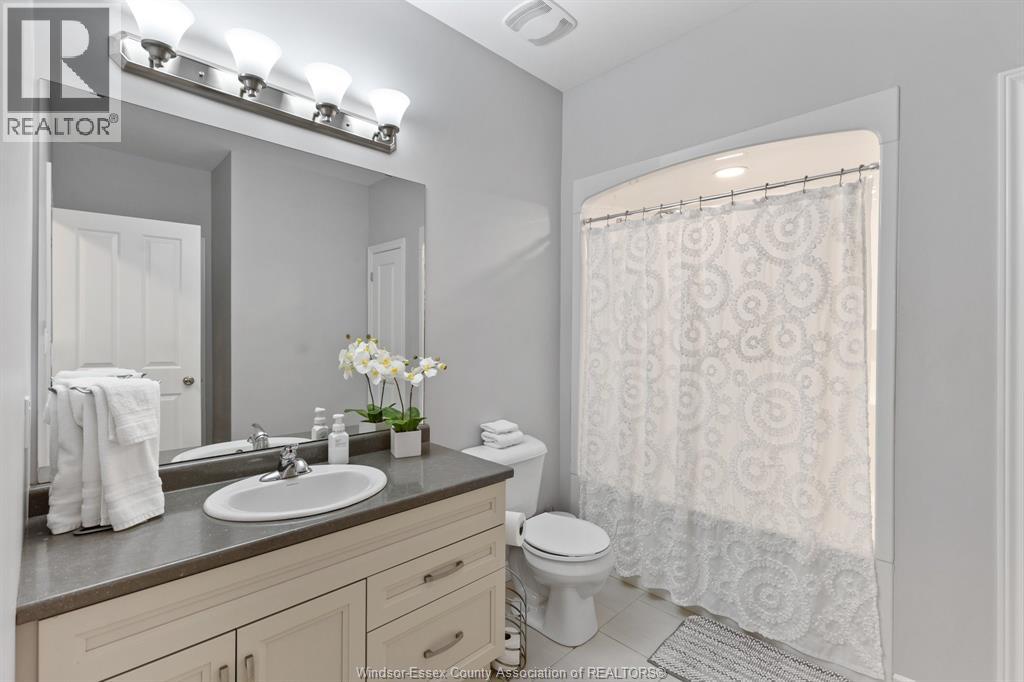 6114 Tiburon Crescent Property Photo 15