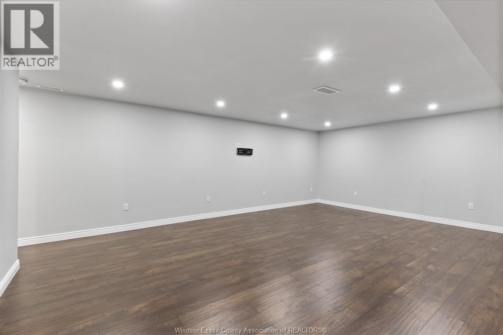 6114 Tiburon Crescent Property Photo 26