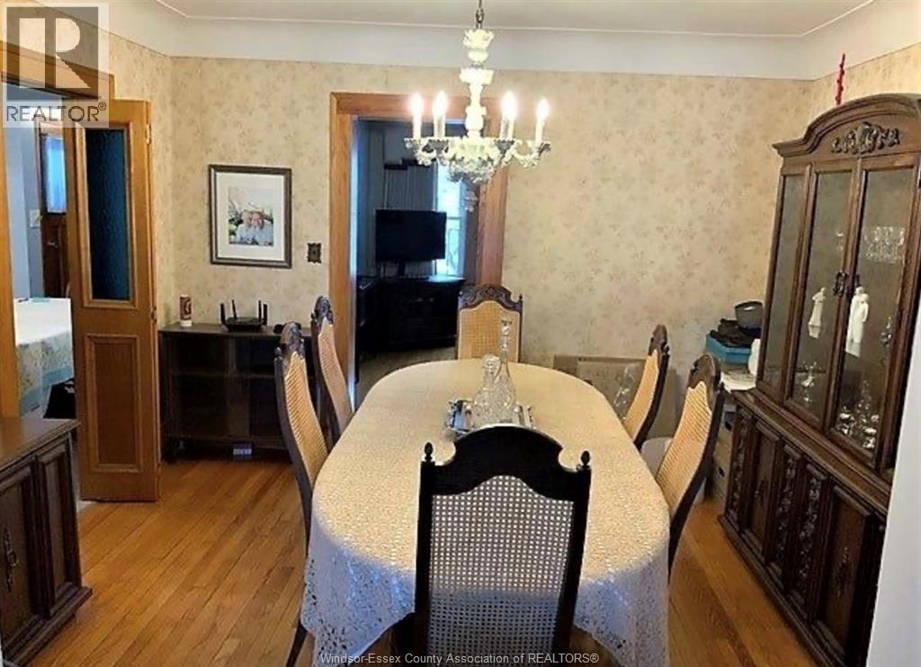 972 Parent Property Photo 4