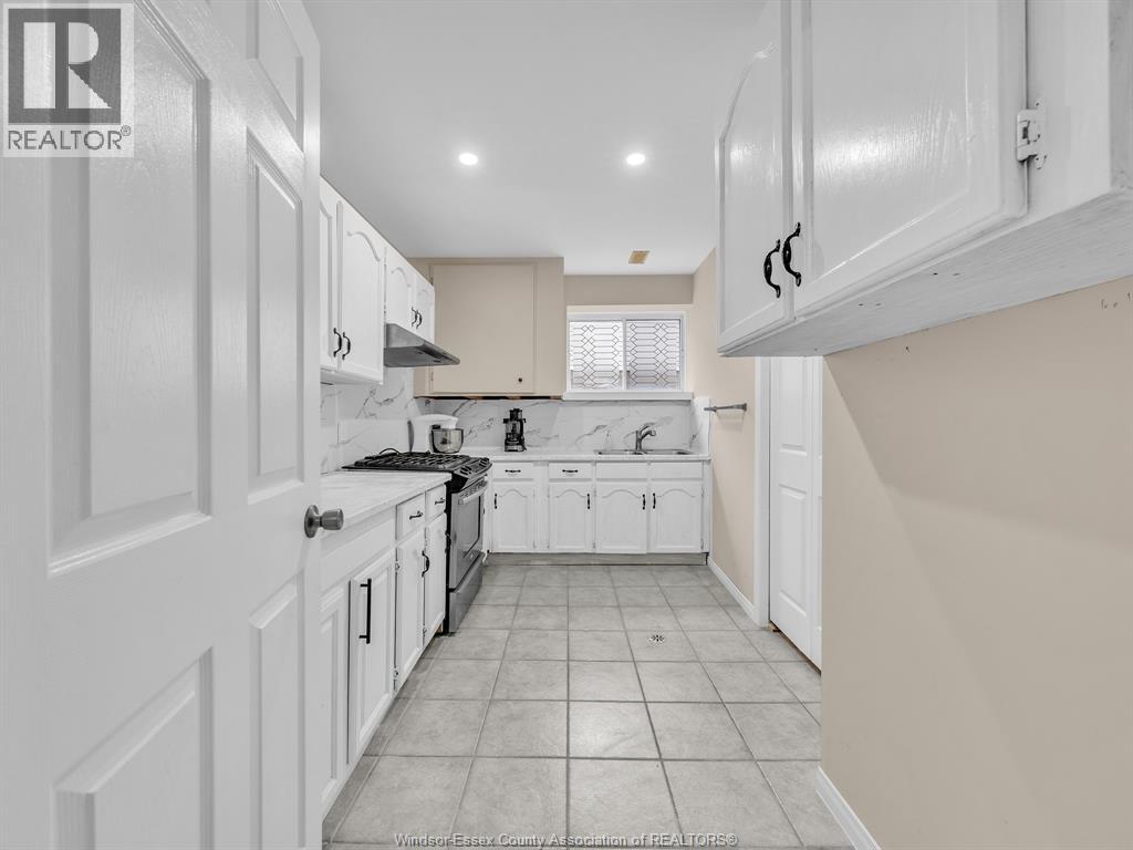 242 George Crescent Property Photo 33