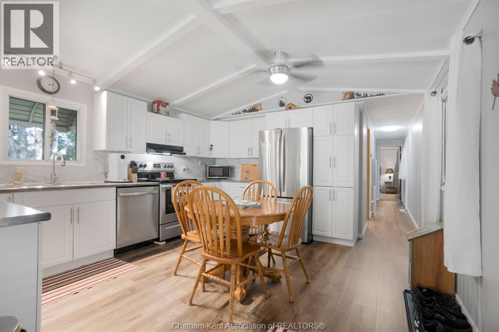 108 Regency Drive Property Photo 6