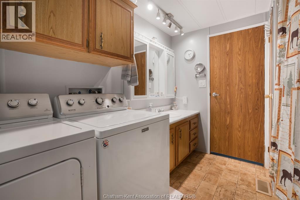108 Regency Drive Property Photo 9