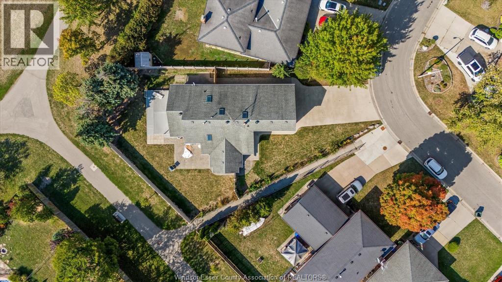 1467 Guildwood Crescent Property Photo 4