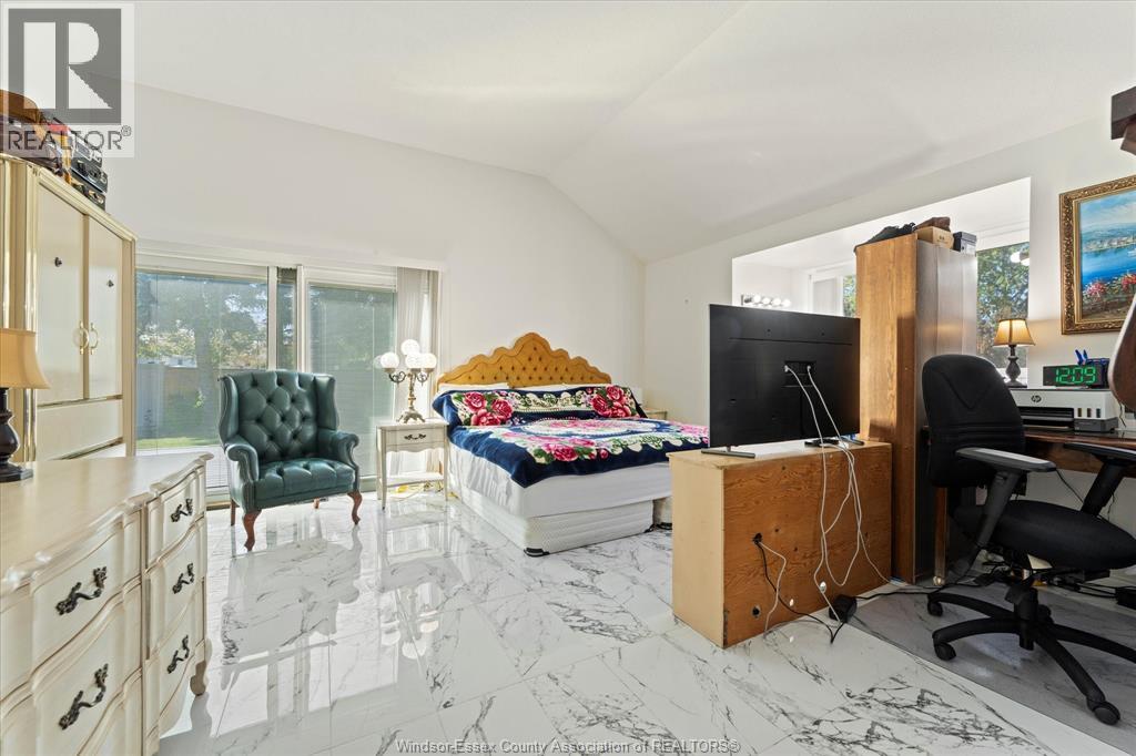 1467 Guildwood Crescent Property Photo 15
