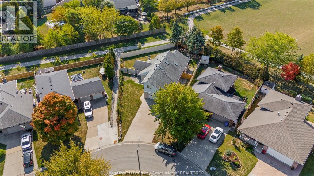 1467 Guildwood Crescent Property Photo 34