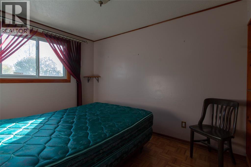 1123 Cardiff Court Property Photo 9