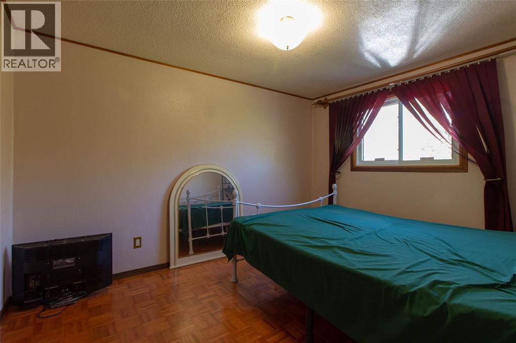 1123 Cardiff Court Property Photo 10