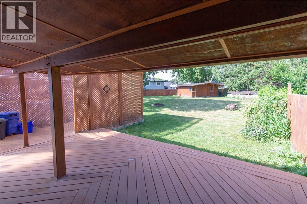 1123 Cardiff Court Property Photo 24