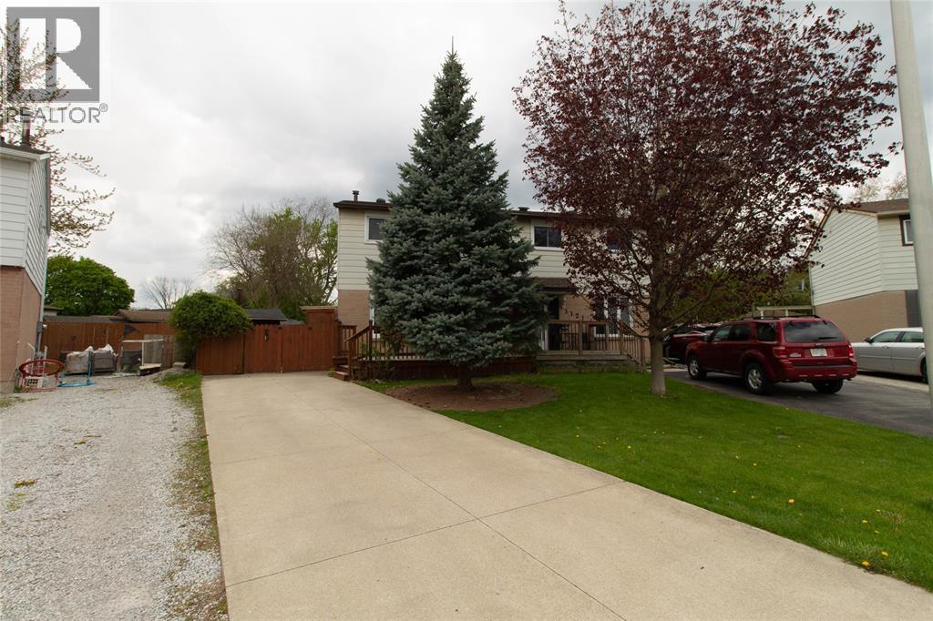 1123 Cardiff Court Property Photo 25