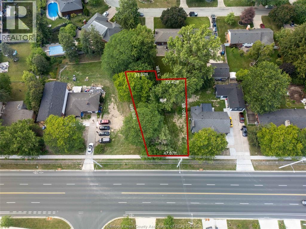 740 Cabana Rd W Property Photo 5