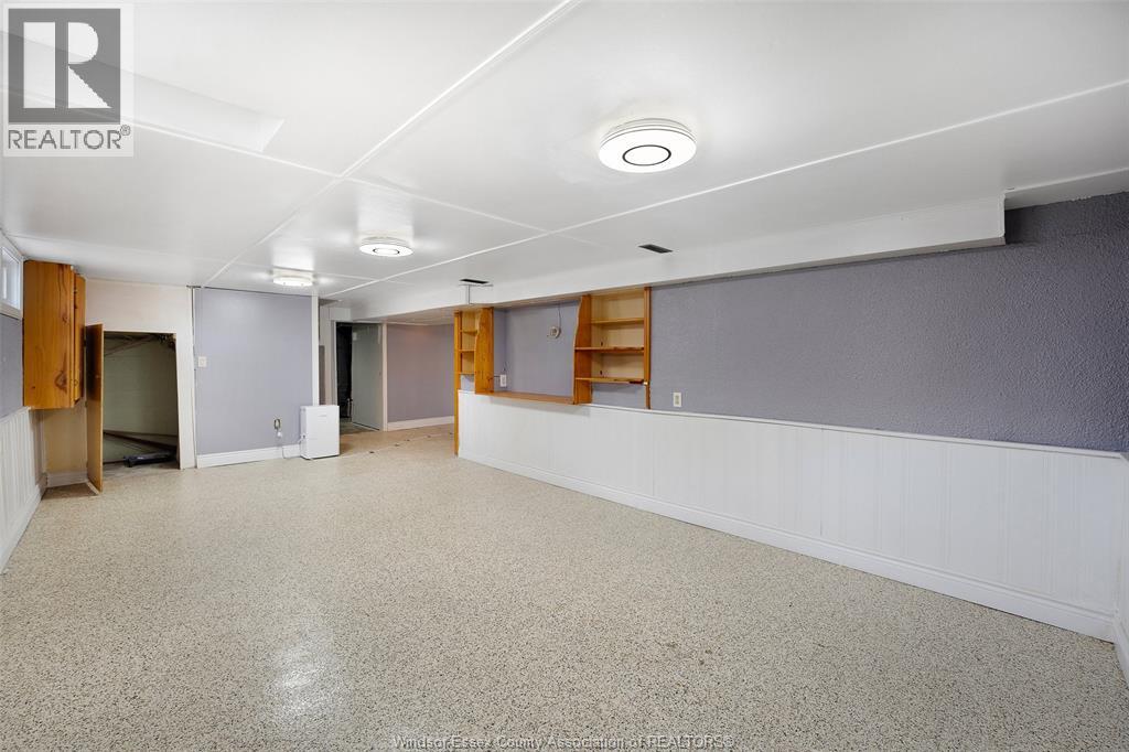986 Eastlawn Avenue Property Photo 19