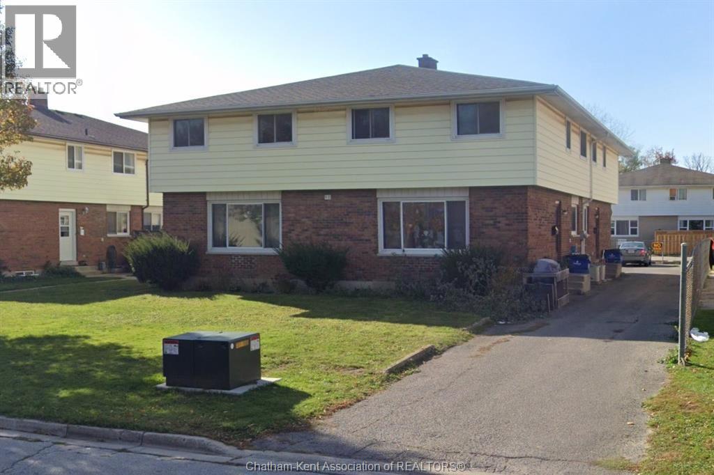 40 Timmins CRESCENT Property Photo 1