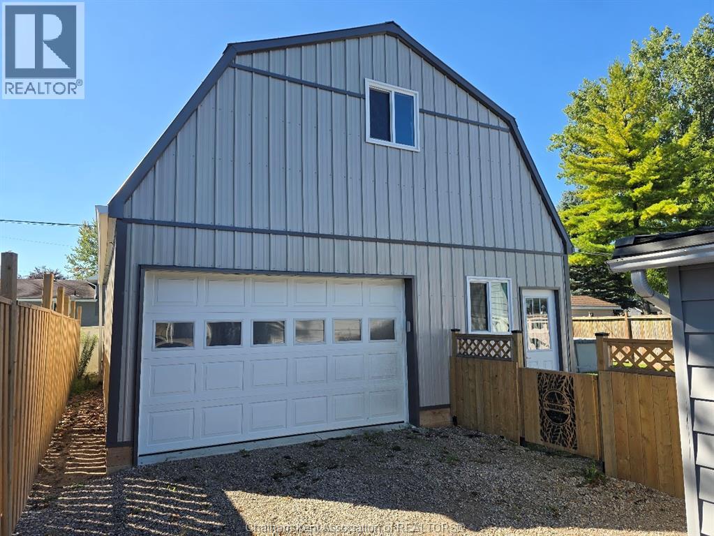 535 Richmond Street Property Photo 2
