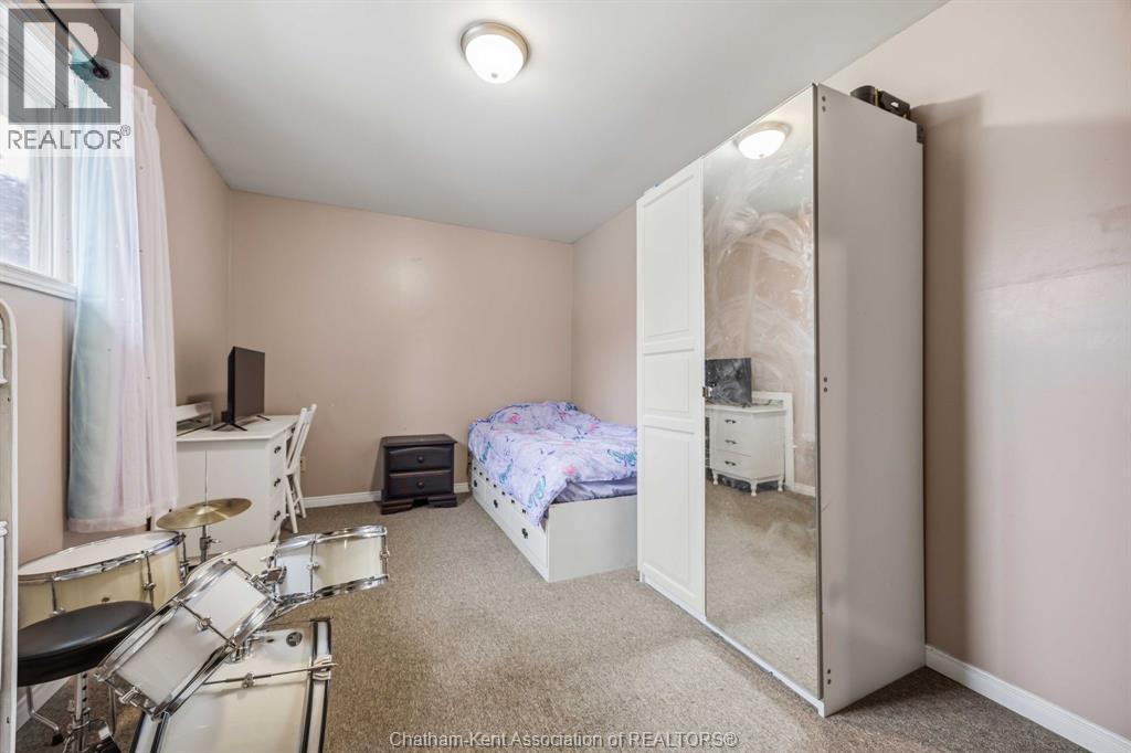 535 Richmond Street Property Photo 31