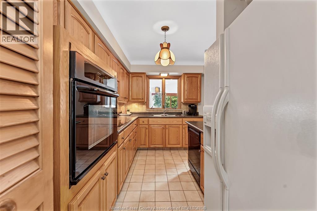 2360 Leonard Road Property Photo 11