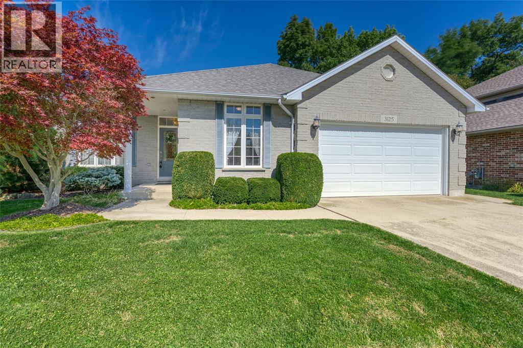 3125 Brookside Crescent Property Photo