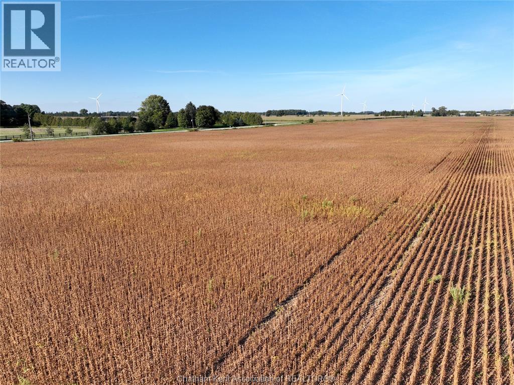 7982 Tenth Line Property Photo 3