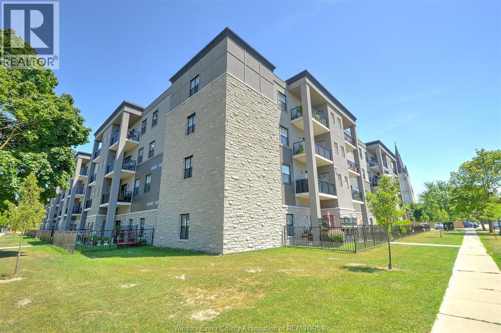 207 Brock Unit# 117 Property Photo 8
