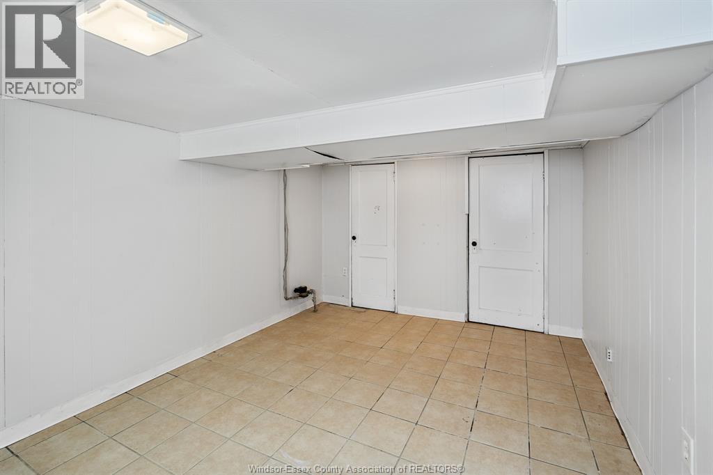 1054 Josephine Property Photo 19