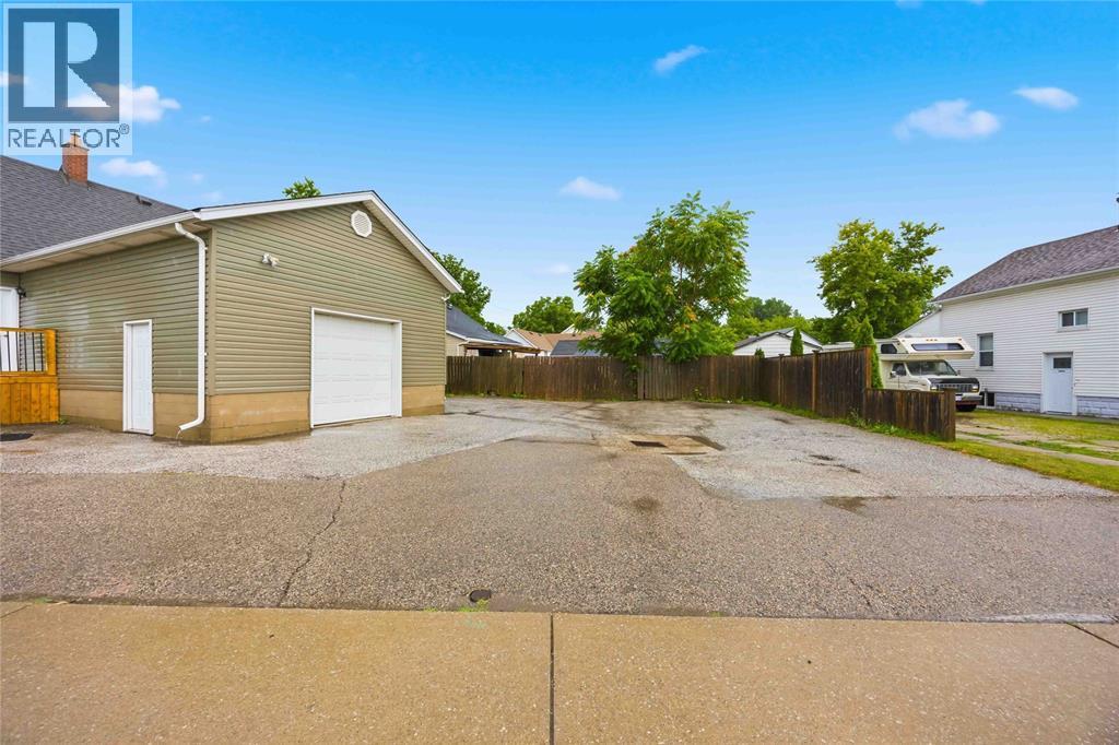 229 Water Street Property Photo 23