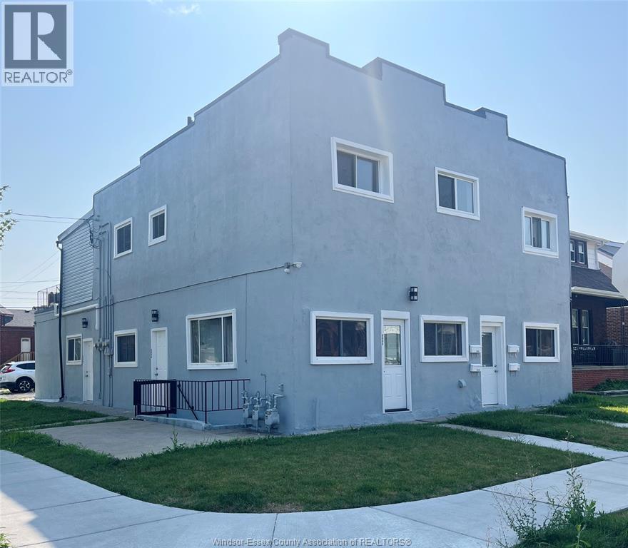 902 Elsmere Avenue Property Photo 1