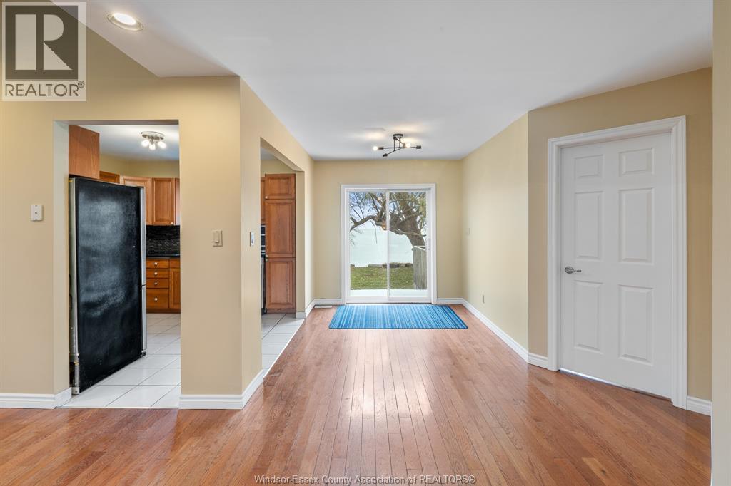 5530 St. Clair Property Photo 6