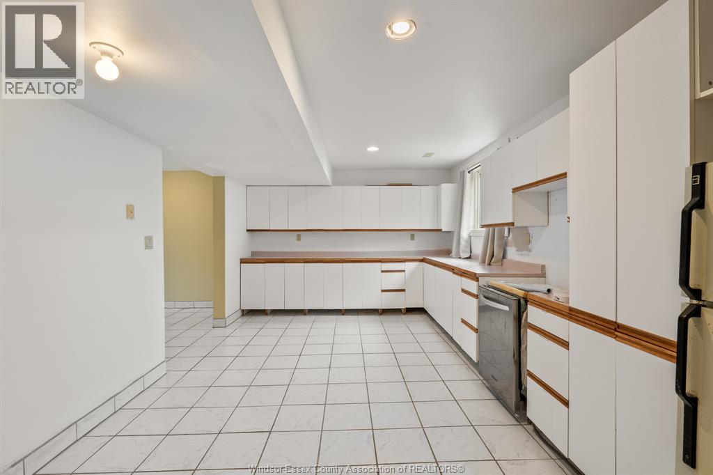 5530 St. Clair Property Photo 33
