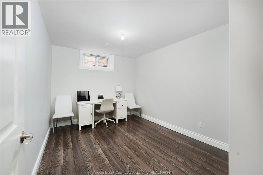 2216 Roxborough Property Photo 47