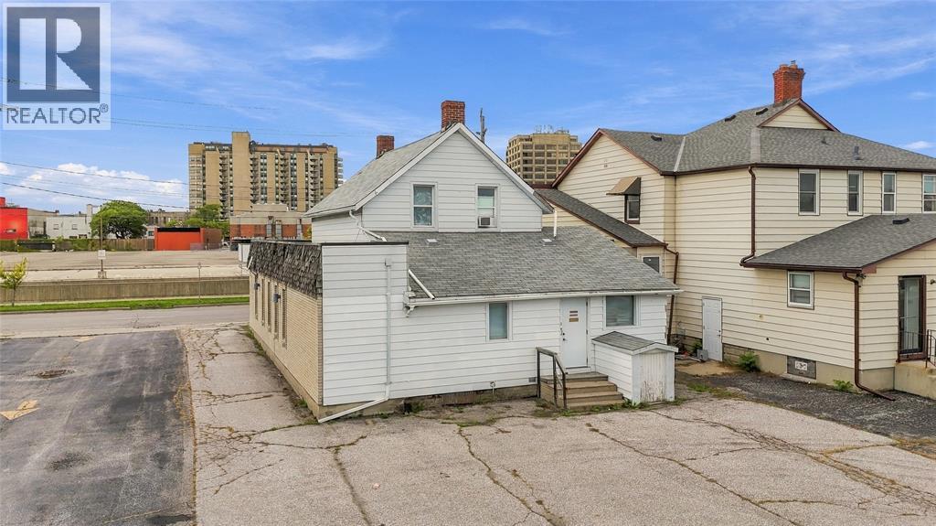 148 Vidal Street North Property Photo 35