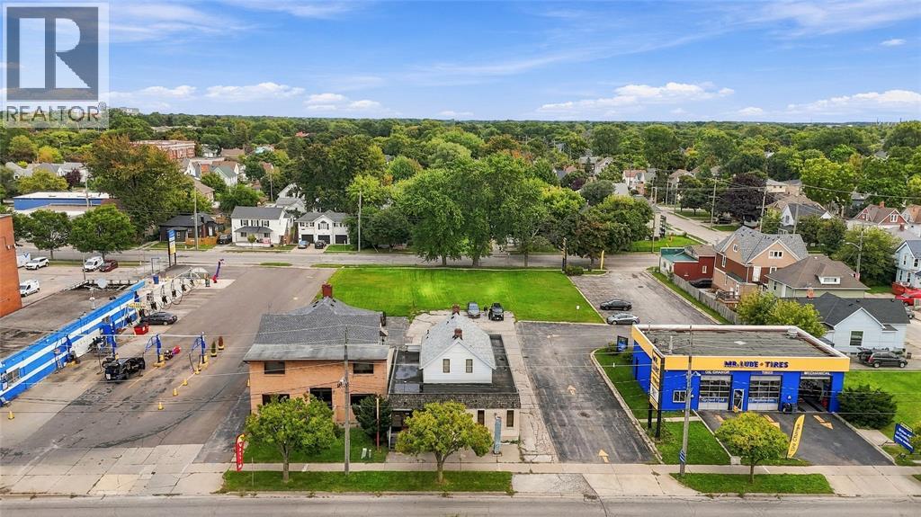 148 Vidal Street North Property Photo 40